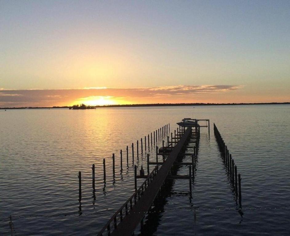 Beso Del Sol Resort Dunedin Luaran gambar