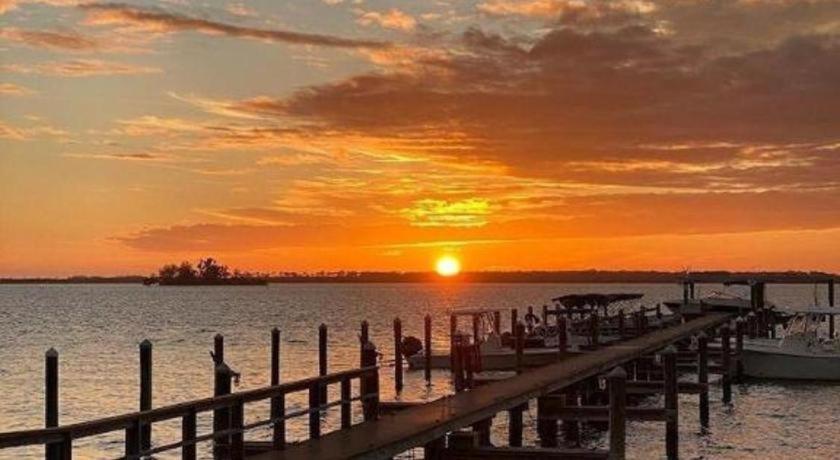 Beso Del Sol Resort Dunedin Luaran gambar